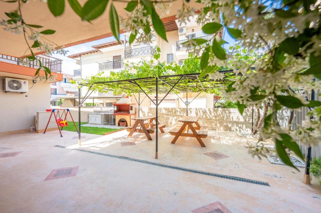 פראליה דיוניסיו Milonas House Apartments מראה חיצוני תמונה