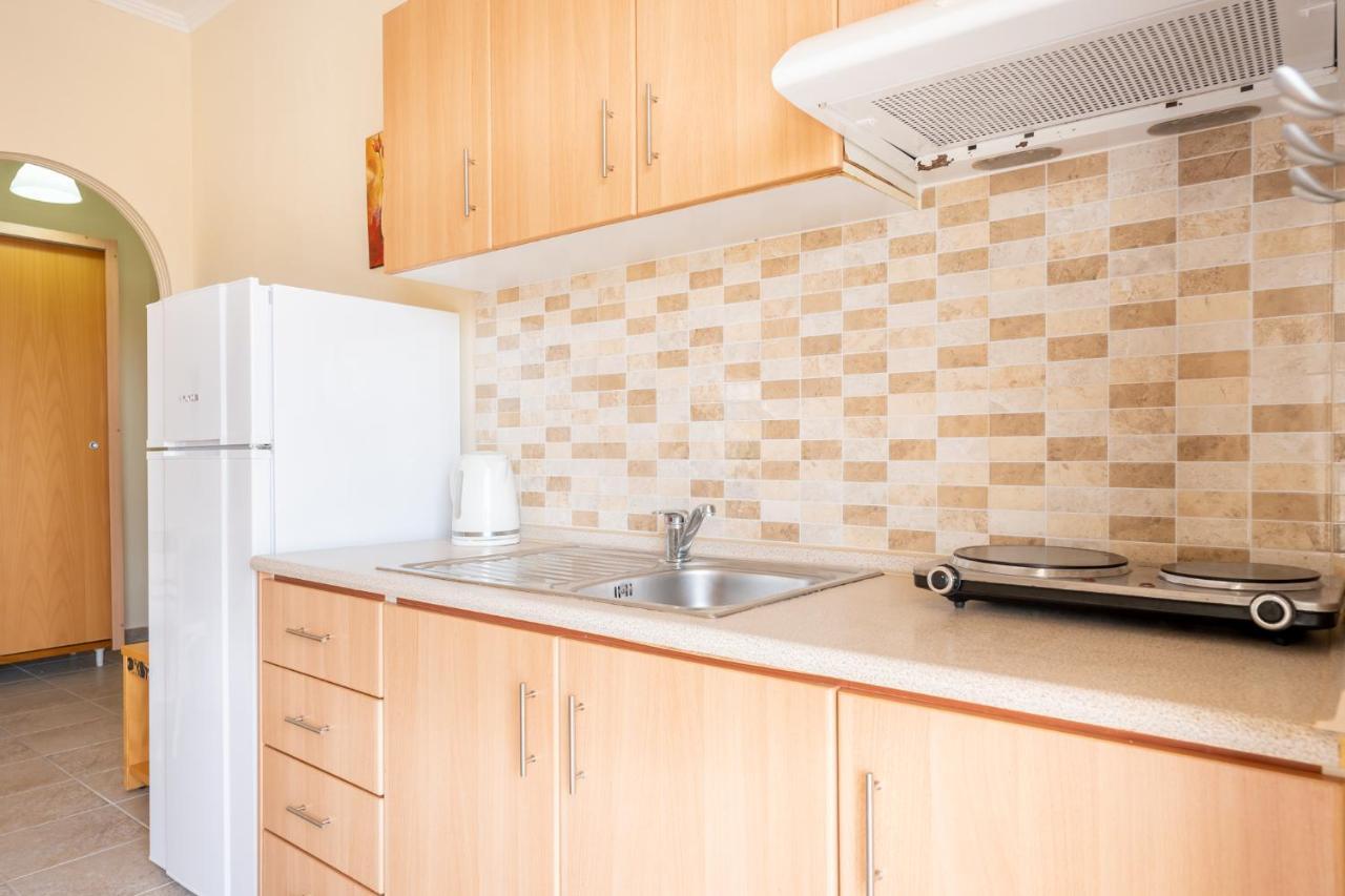 פראליה דיוניסיו Milonas House Apartments מראה חיצוני תמונה