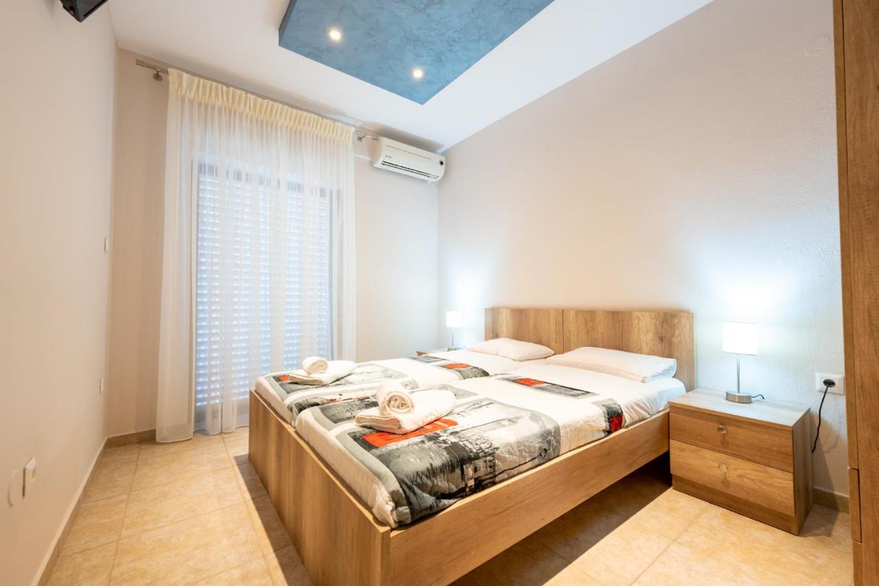 פראליה דיוניסיו Milonas House Apartments מראה חיצוני תמונה