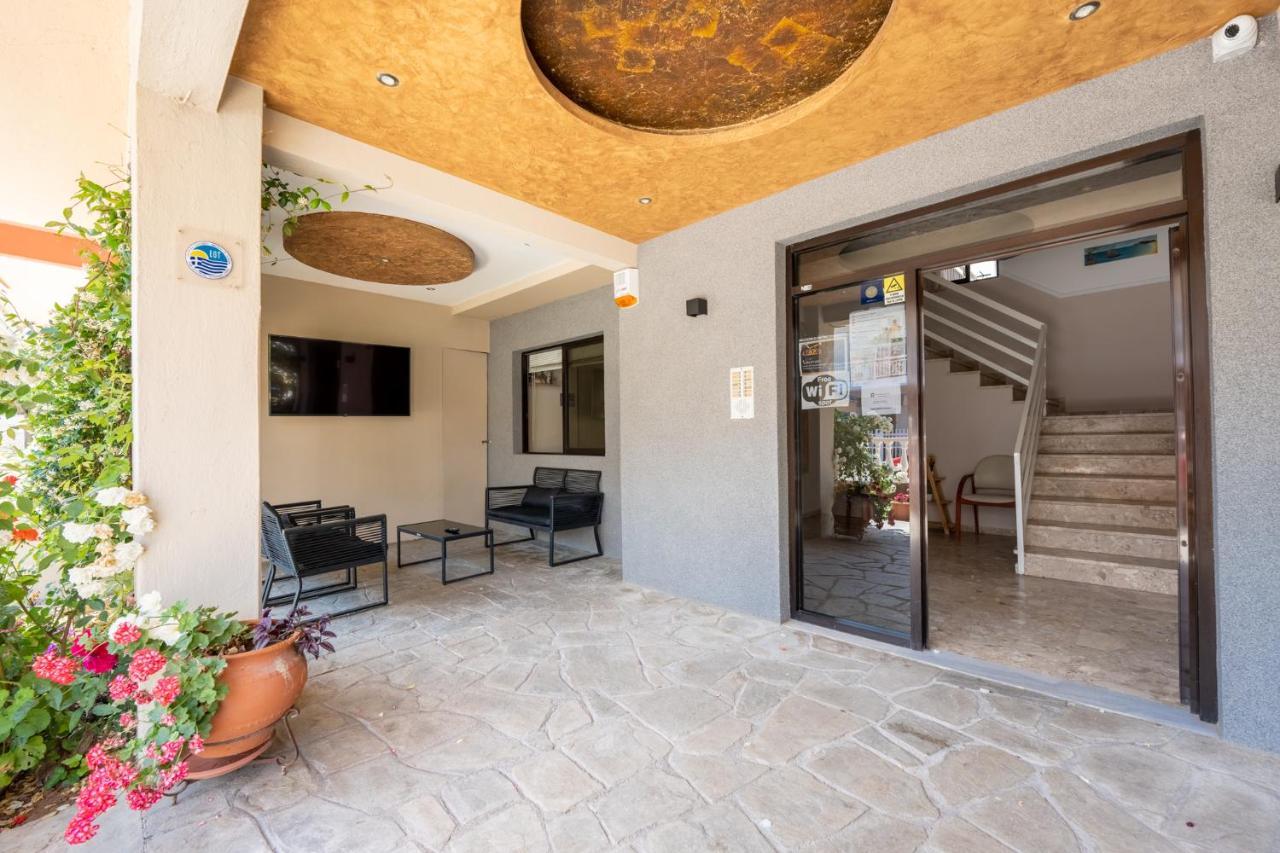 פראליה דיוניסיו Milonas House Apartments מראה חיצוני תמונה