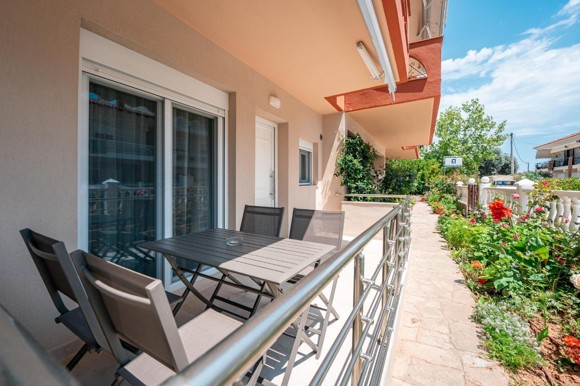פראליה דיוניסיו Milonas House Apartments מראה חיצוני תמונה