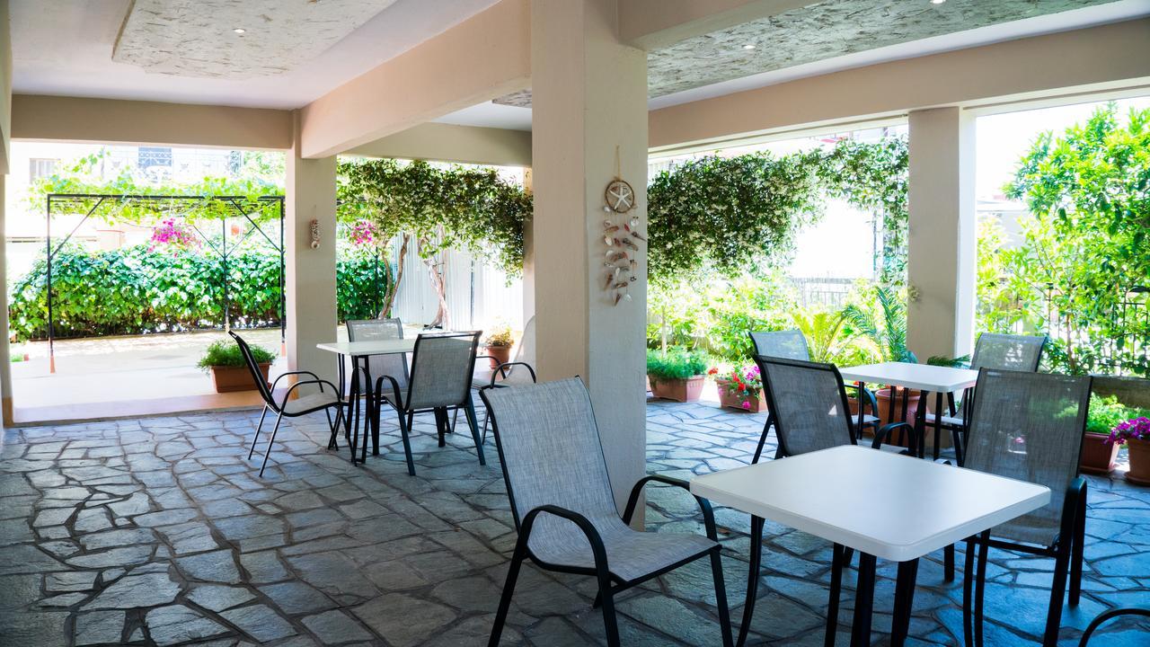 פראליה דיוניסיו Milonas House Apartments מראה חיצוני תמונה